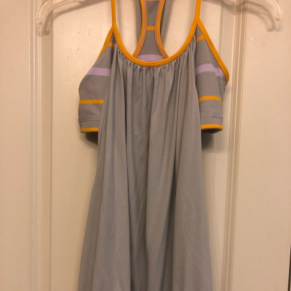 Lululemon tank